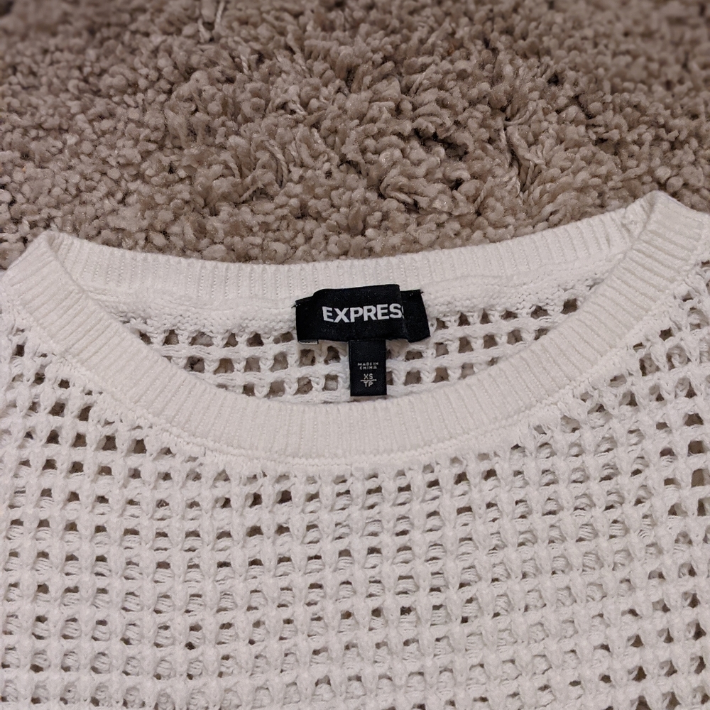 Sweater - Picture 6 of 6